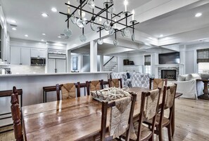 Dining - Villa Princessa by Five Star Properties (Santa Rosa Beach)