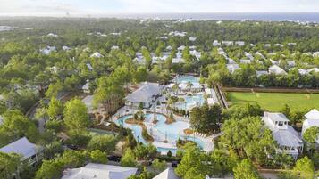 House, 5 Bedrooms | Property grounds