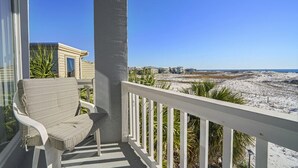 Townhome, 3 Bedrooms | Balcony