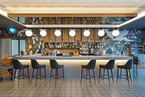Bar (en la propiedad)