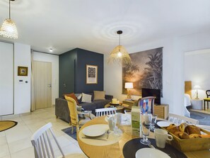 Fernseher