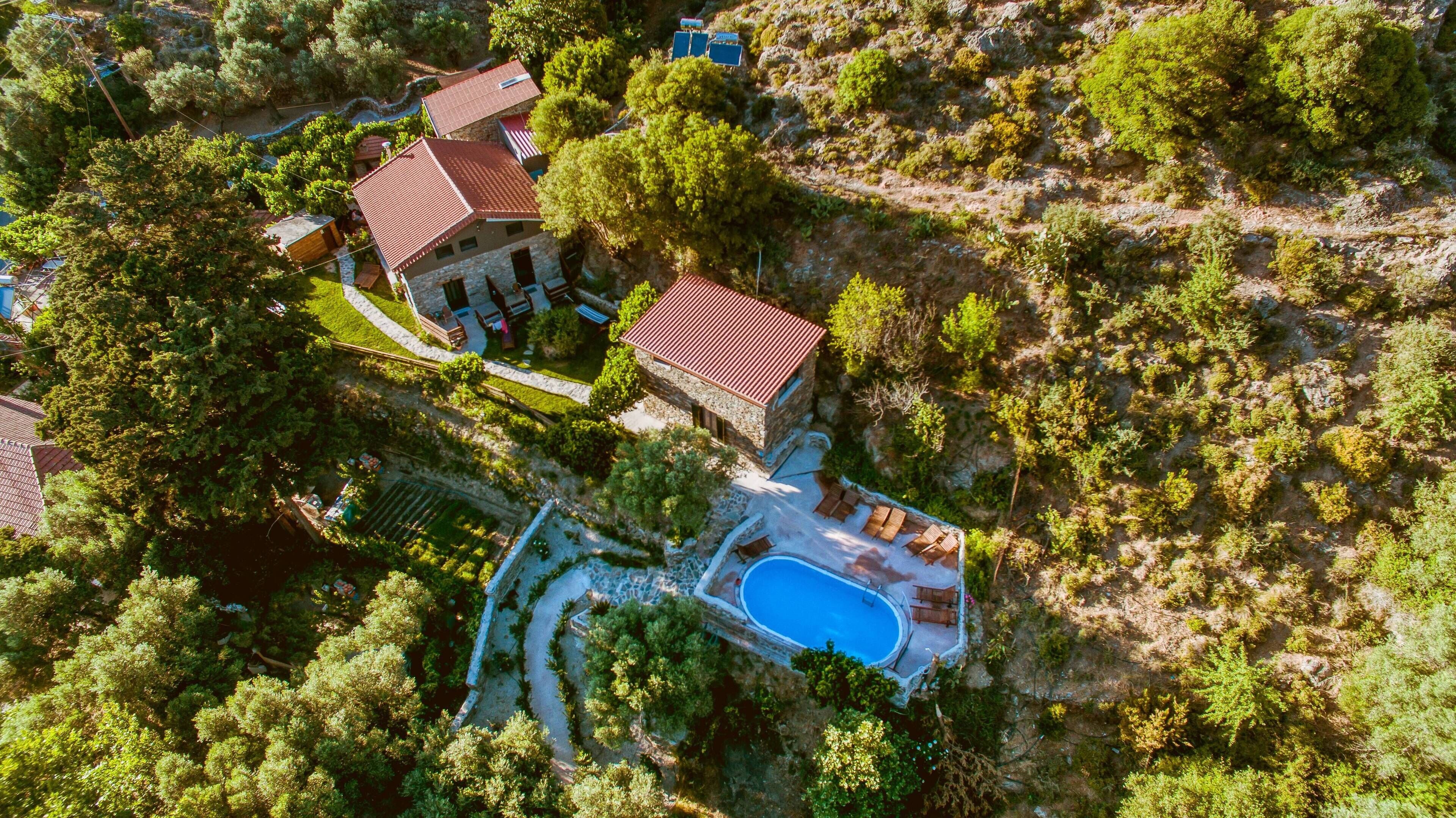 Traditional Condo, 2 Bedrooms | Soundproofing, free WiFi, bed sheets