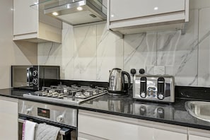 Elite Apartment | Private kitchen