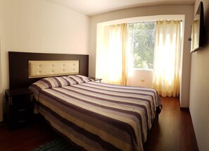 3 bedrooms - BLACK FRIDAY IDEAL FOR WORK Arequipa 1.5km >>> Plaza (Arequipa)