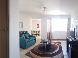 Living area - BLACK FRIDAY Work and confort Arequipa 1.5km> Plaza (Arequipa)