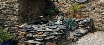 Traditional Farmhouse Gite at the heart of Brittany (Sleeps 6 in 3 Bedrooms)