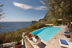 Pool - Villa Superba Summary (Massa Lubrense)