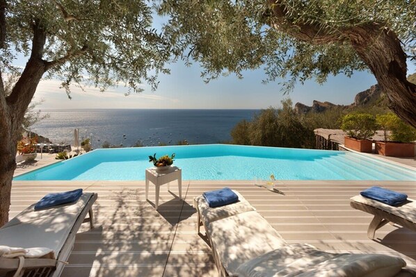 Pool - Villa Superba Summary (Massa Lubrense)