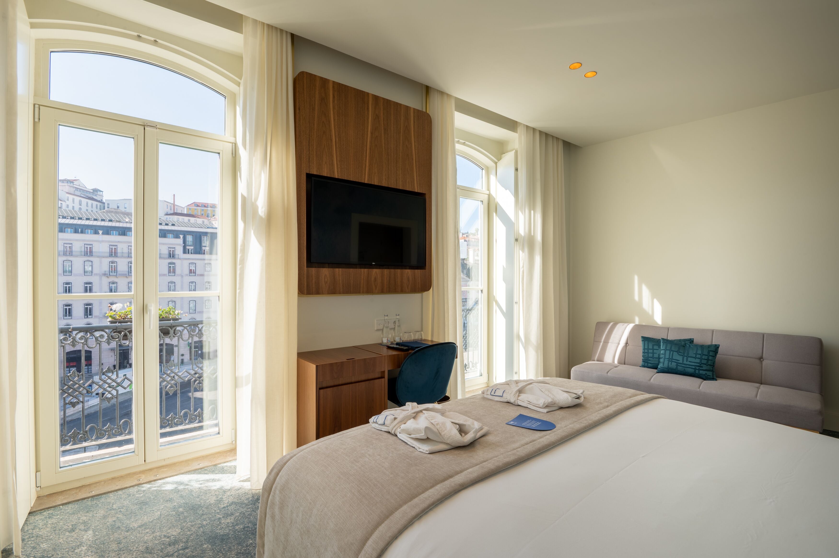 deluxe double or twin room, city view | 1 bedroom, egyptian cotton sheets, premium bedding, down duvets