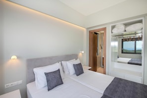 3 عدّة غرف نوم ومكواة/لوح كي وواي فاي مجانًا وملاءات أسرّة