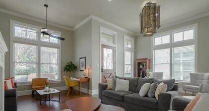 Upscale Uptown Estate in heart of Dallas