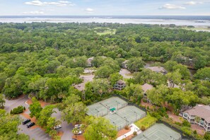Sports court - Spacious Tennis Villa, central location (Kiawah Island)