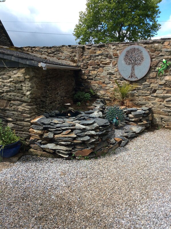 Property grounds - Traditional Farmhouse Gite at the heart of Brittany (Sleeps 1-5 in 2 Bedrooms) (Saint-Mayeux)
