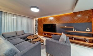 TV