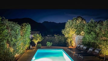 Piscine extérieure, piscine chauffée