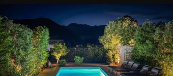 "CASA NELLIA - NEW luxury villa - Sainte Lucie de PV. HEATED swimming pool.