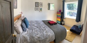 3 Schlafzimmer, Bügeleisen/Bügelbrett, WLAN, Bettwäsche