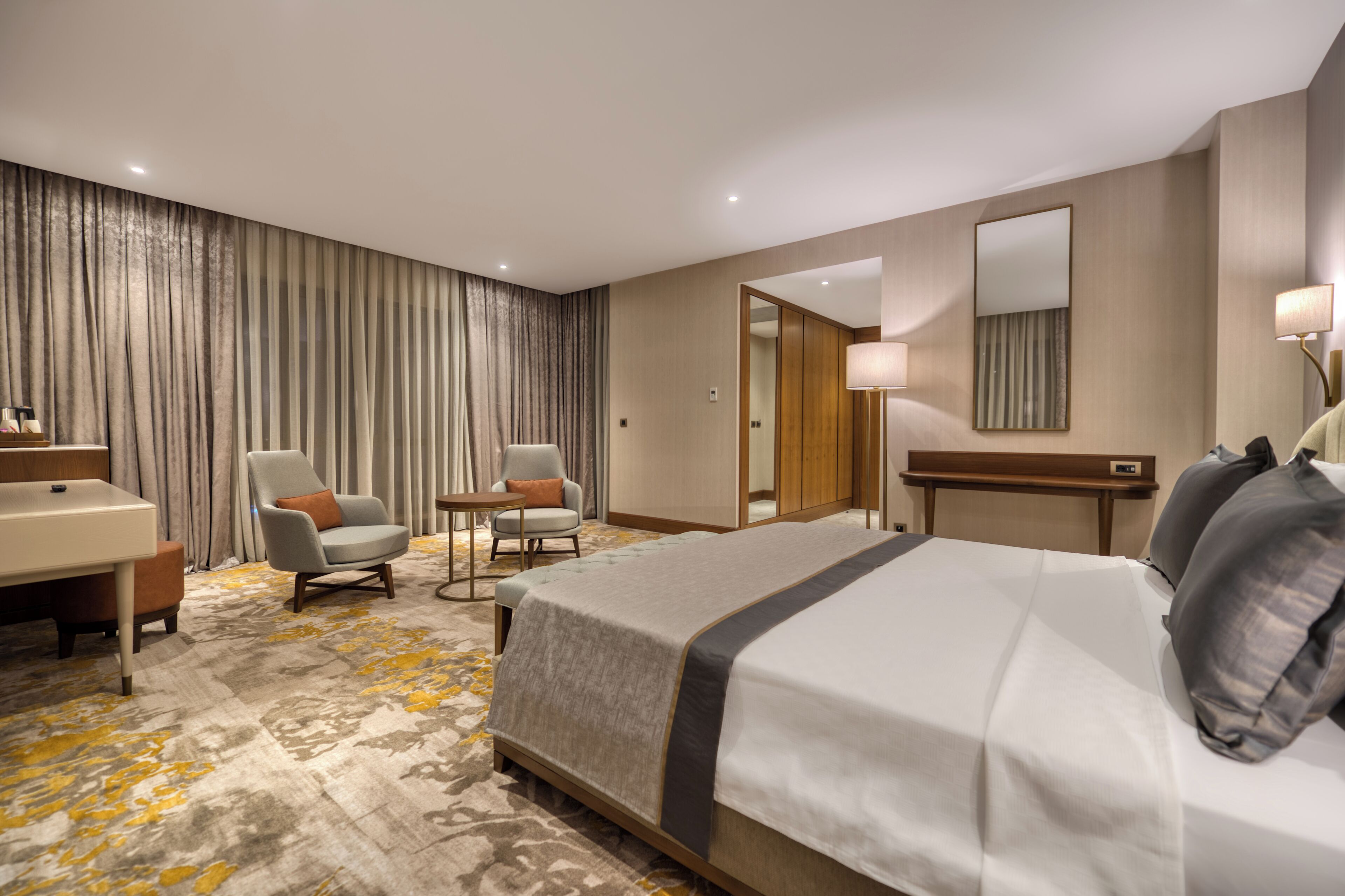 deluxe room, pool view | 1 bedroom, premium bedding, minibar, in-room safe