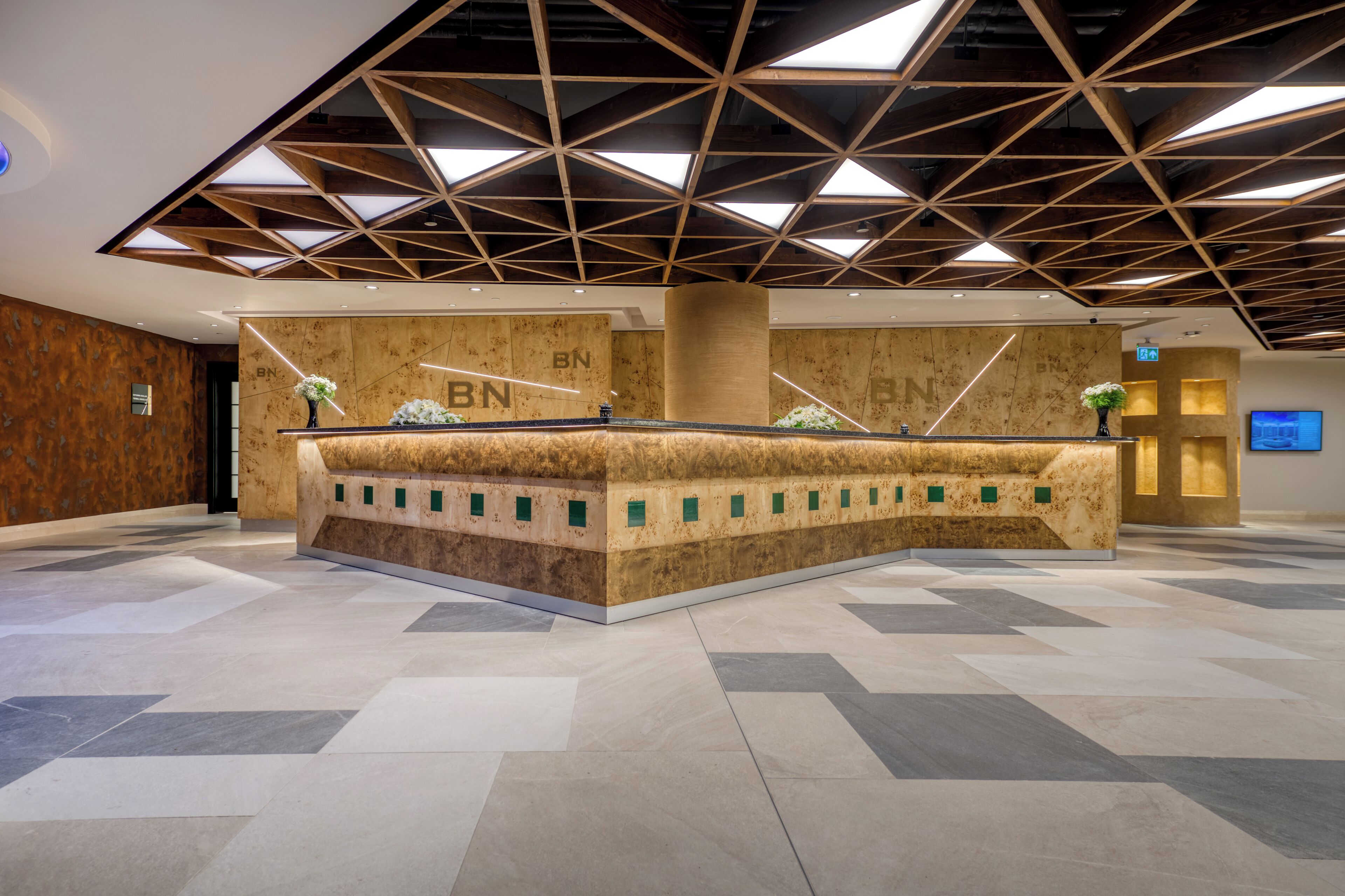 couples treatment room(s), sauna, hot tub, steam room