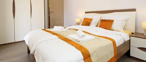 2 عدّة غرف نوم