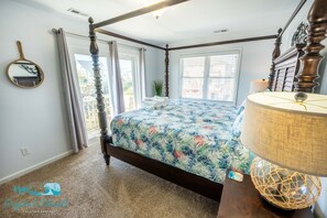 4 bedrooms, travel cot, free WiFi, bed sheets