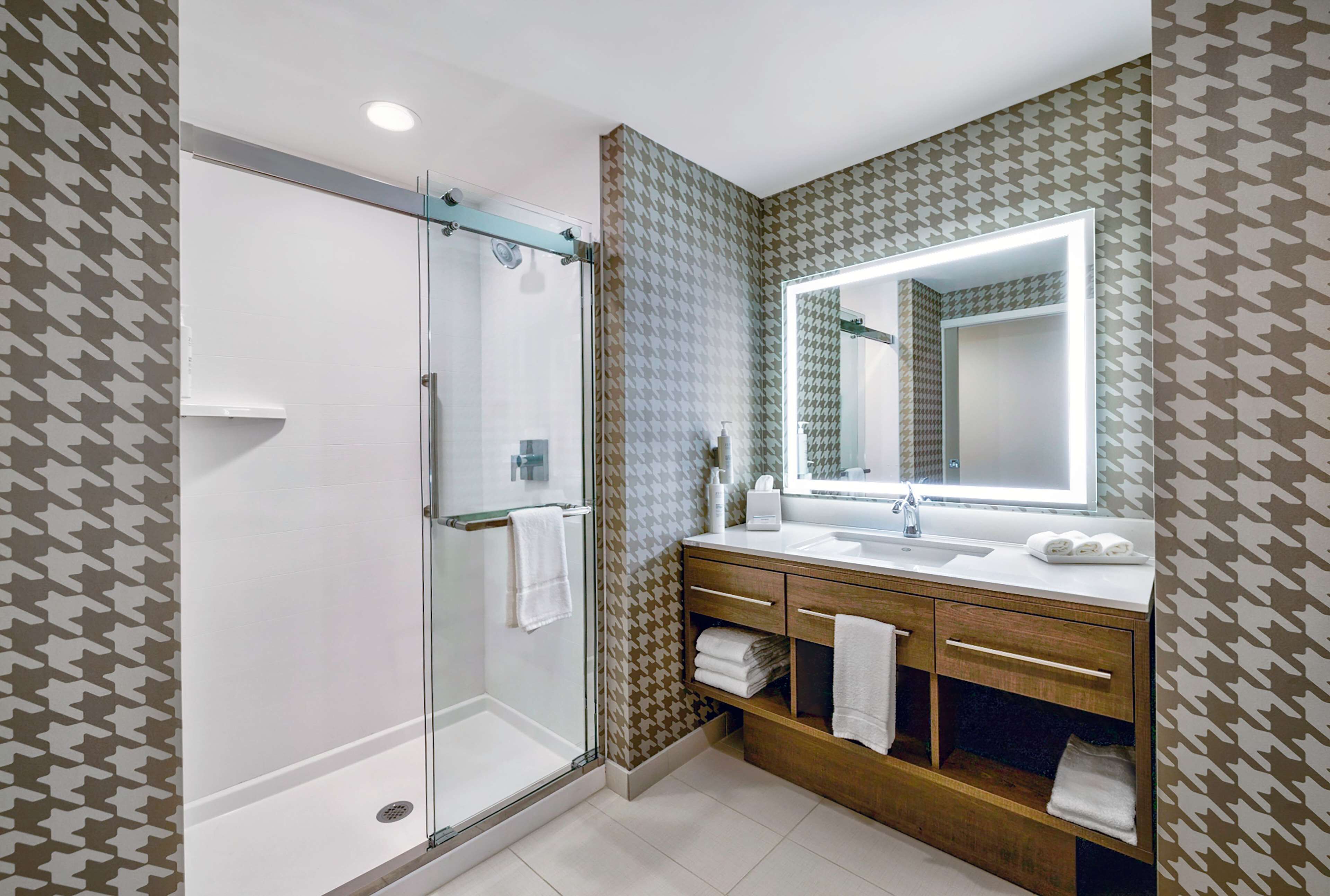 Photo - Home2 Suites by Hilton Minneapolis Downtown