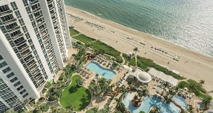 Magnificent Ocean View Studio at Luxe Beach Resort