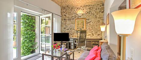 Een flatscreentelevisie