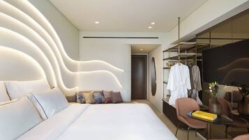 Classic Inland View with balcony | Premium bedding, minibar, in-room safe, desk