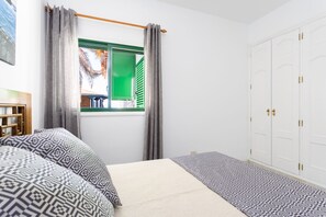 4 quartos, berço de viagem, Wi-Fi de cortesia, roupa de cama