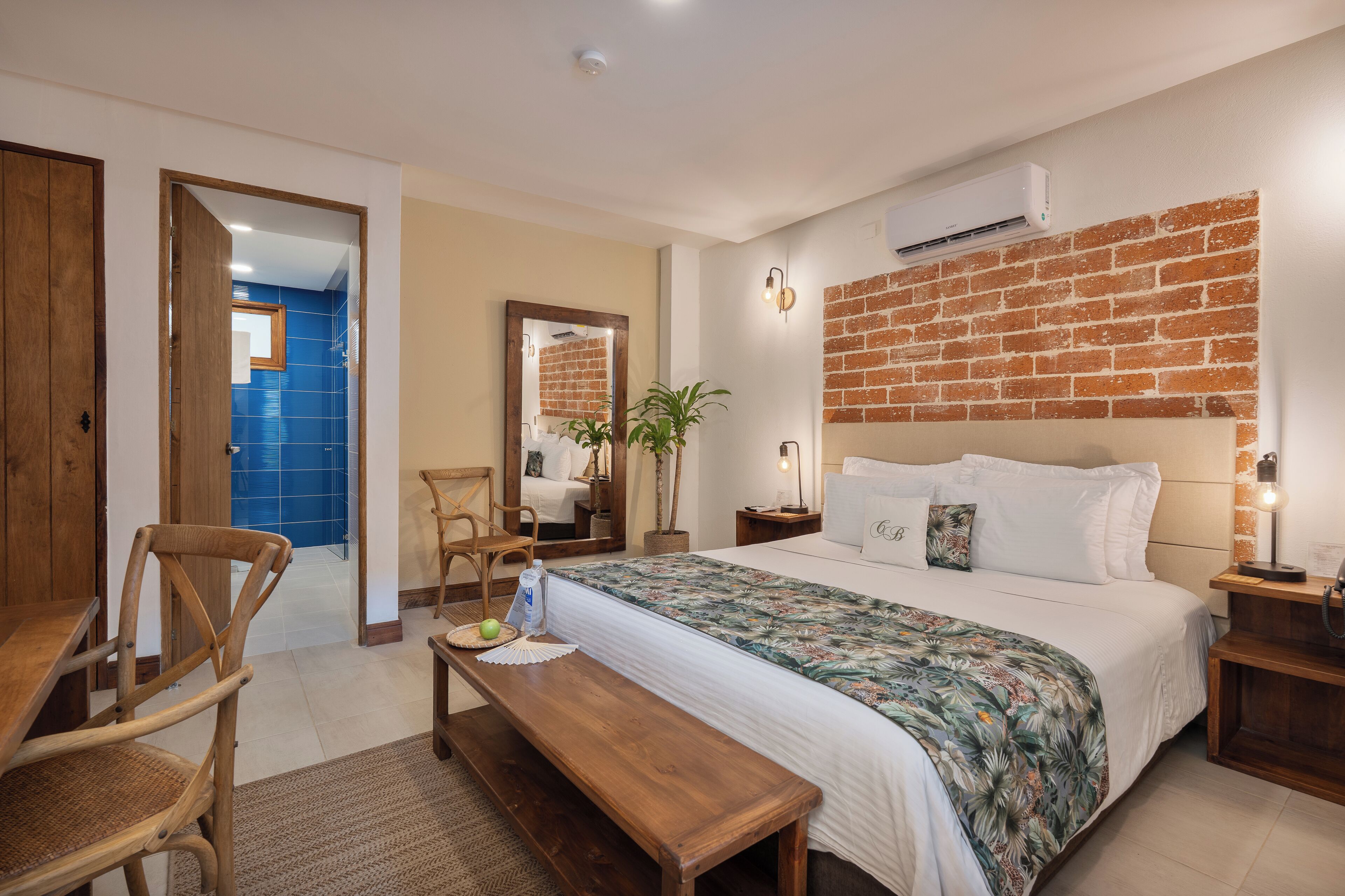 Chambre Double | Articles gratuits dans le mini-bar, coffres-forts dans les chambres