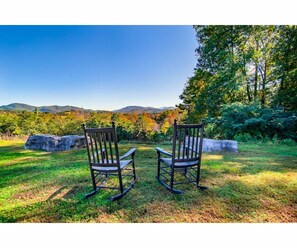Property grounds - Gorgeous Cades Cove Condo with Community Pool! (Townsend)
