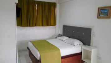1 bedroom, in-room safe, iron/ironing board, travel cot