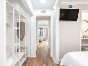 1 bedroom, iron/ironing board, Internet, bed sheets