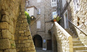 Exterior - A Nocca, Sea 6 km, panoramic mountain views, WIFI, Air-conditioning (Sartène)