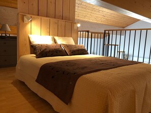 3 bedrooms, iron/ironing board, free WiFi