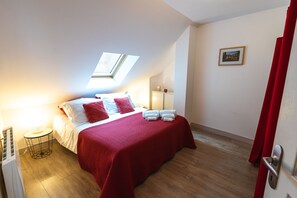 1 chambre, fer et planche Ă repasser, Wi-Fi, draps fournis