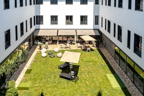 Exterior - Les Jardins de Saint-Cloud (Saint-Cloud)