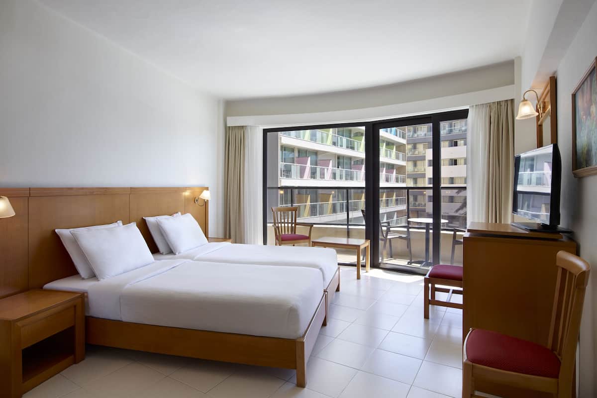 standard double or twin room | blackout curtains, free wifi, bed sheets