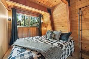 3 chambres, coffres-forts dans les chambres, bureau