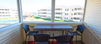 The Palms * 2BR Luxury Condo, Sleeps 7
