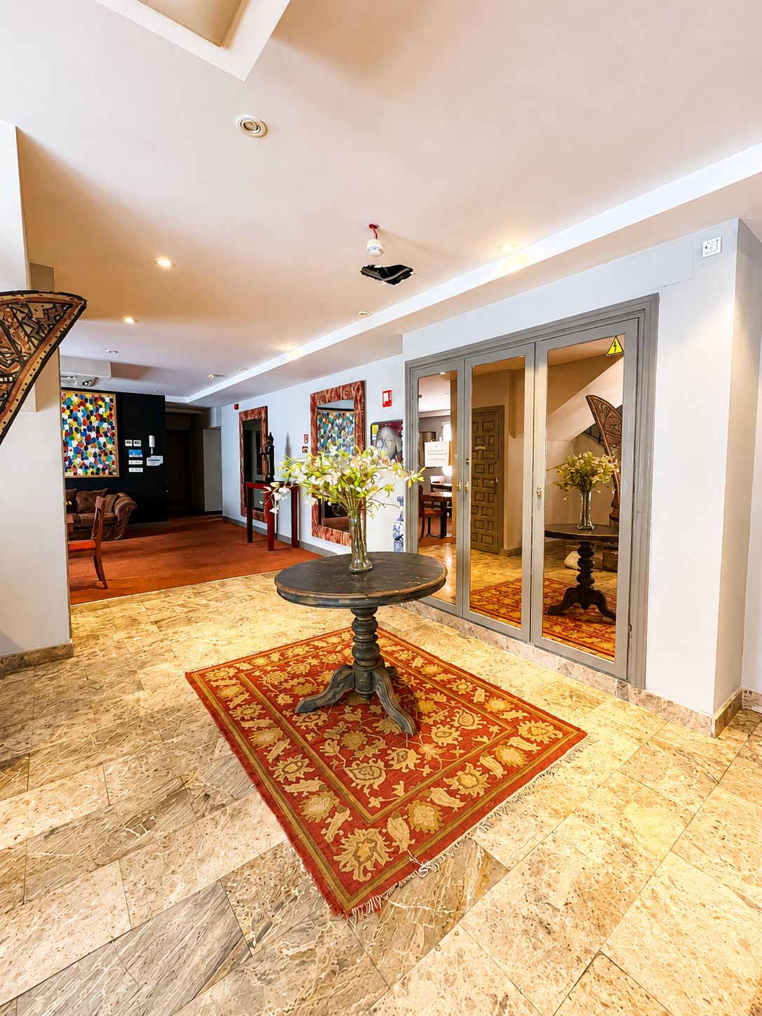المنشأة من الخارج