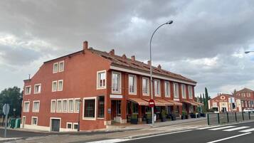 Fachada de la propiedad