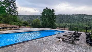 Piscina interna, piscina externa