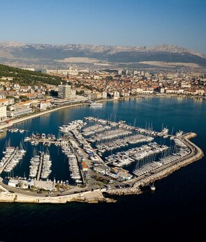 Apartment | Marina - 2 - Luxury Studio With Terrace in Heart of Split (Split)