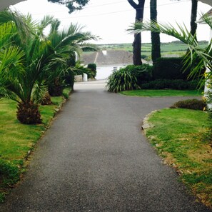 Cottage | Property grounds