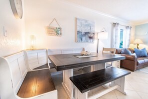 Uklassifisert bilde, 3 av 43, knapp