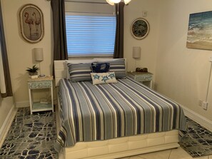 2 bedrooms, travel cot, free WiFi, bed sheets