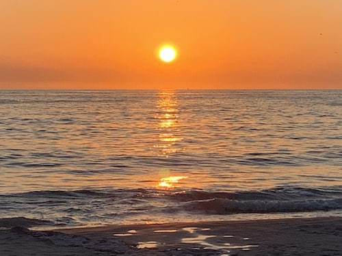 Beautiful 2 Bedrm/2 Full Bath Condo in St Pete Beach w/ WIFI