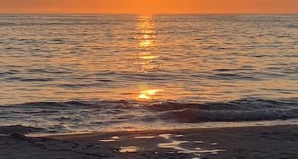 Beautiful 2 Bedrm/2 Full Bath Condo in St Pete Beach w/ WIFI